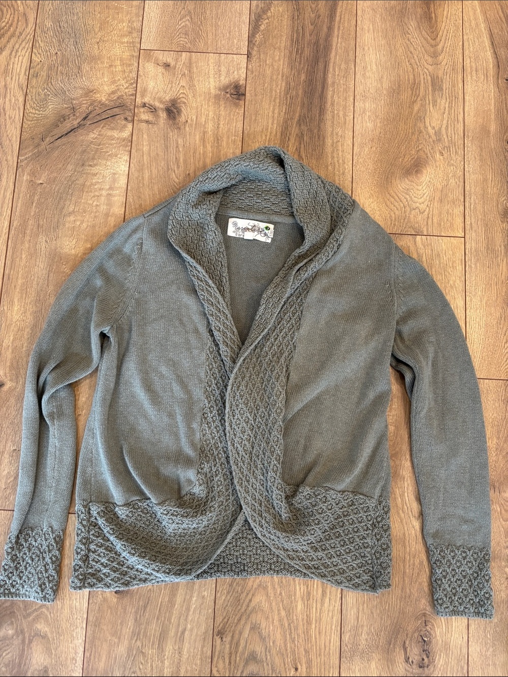 Aventura Olive Green Textured Open-Front Cardigan